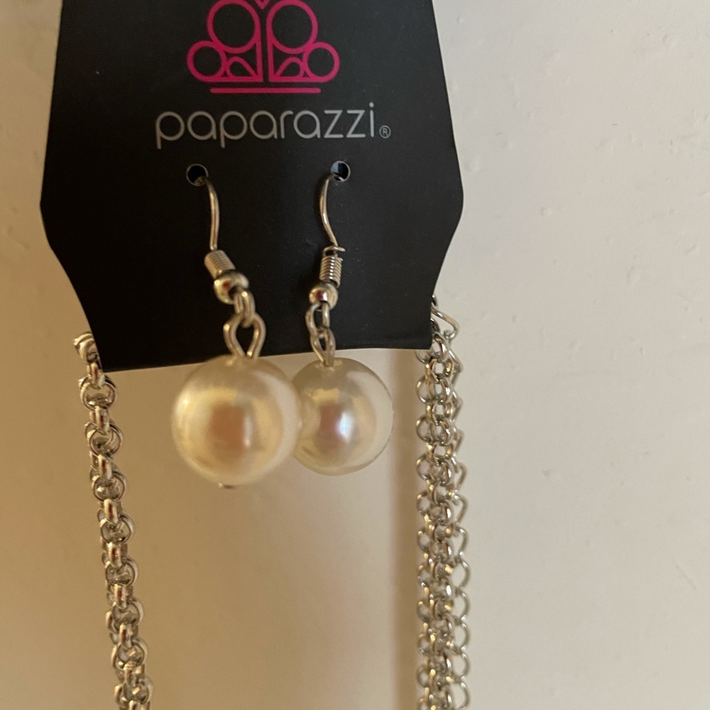 Necklace - Picture 2 of 2